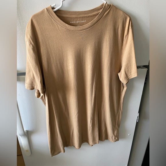 NWT Men’s American Eagle tee size L/G, tan - Picture 3 of 6